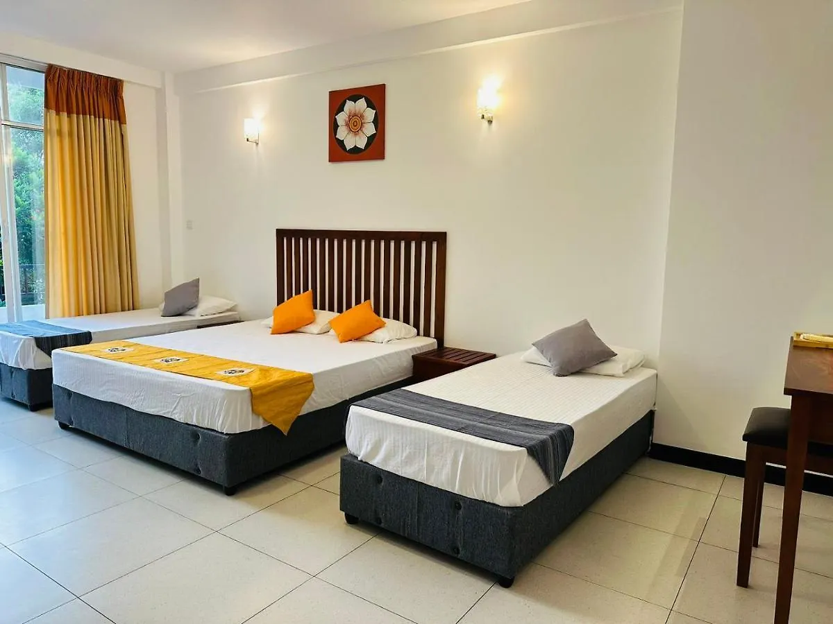 Kandy Hub Guest House 0*,